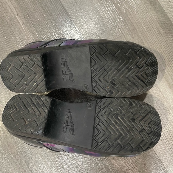Dansko Multicolor Clogs - Picture 5 of 5